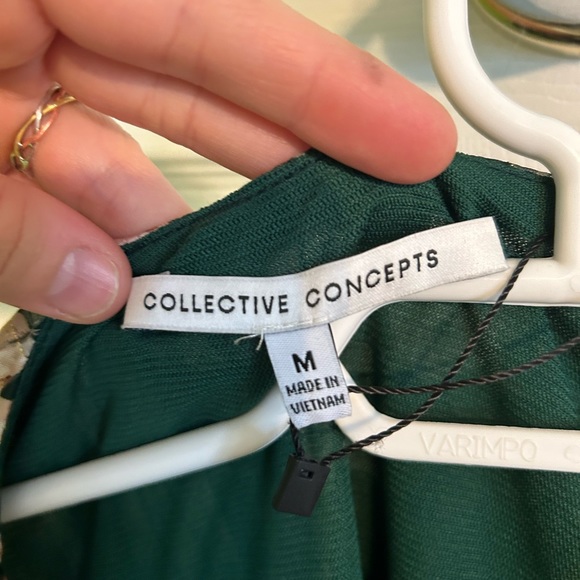 Floral cropped blouse by Collective Concepts - Picture 3 of 3